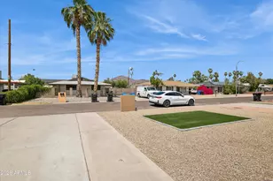 4819 E Cambridge Ave, Phoenix, AZ 85008 - Photo 29