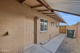 4819 E Cambridge Ave, Phoenix, AZ 85008 - Photo 19