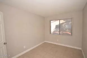 4043 W Wonderview Rd, Phoenix, AZ 85019 - Photo 5