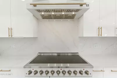 1732 W Commerce Avenue, Gilbert, AZ 85233 - Photo 7