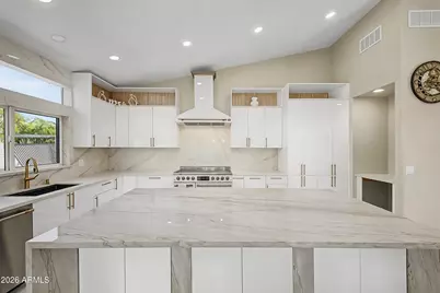 1732 W Commerce Avenue, Gilbert, AZ 85233 - Photo 3