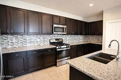 18575 W Pueblo Avenue, Goodyear, AZ 85338 - Photo 5