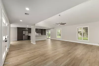 10225 E Spring Creek Road, Sun Lakes, AZ 85248 - Photo 11