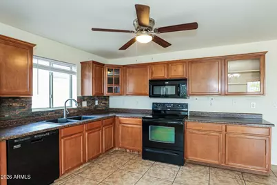 18932 N Toledo Avenue, Maricopa, AZ 85138 - Photo 9