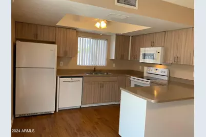 2736 W Junquillo Circle, Mesa, AZ 85202 - Photo 5