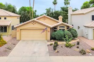 1075 N Saguaro St, Chandler, AZ 85224 - Photo 35