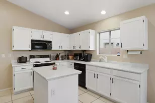 1075 N Saguaro St, Chandler, AZ 85224 - Photo 13