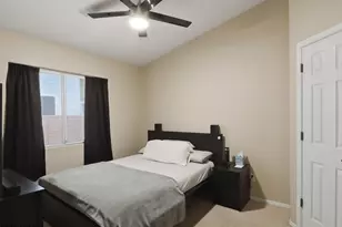 1075 N Saguaro St, Chandler, AZ 85224 - Photo 23