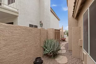 1075 N Saguaro St, Chandler, AZ 85224 - Photo 27