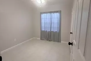2332 E Flower St, Phoenix, AZ 85016 - Photo 15
