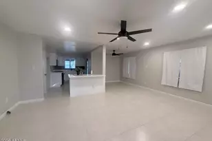 2332 E Flower St, Phoenix, AZ 85016 - Photo 9