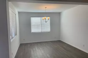 8763 W Orange Dr, Glendale, AZ 85305 - Photo 15