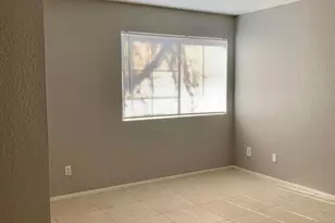 1542 W Sahuaro Dr, Phoenix, AZ 85029 - Photo 9