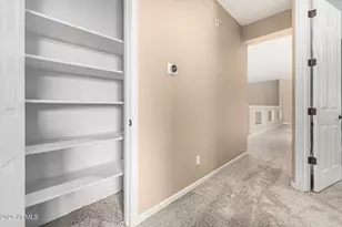 3019 S Larkspur St, Gilbert, AZ 85295 - Photo 61