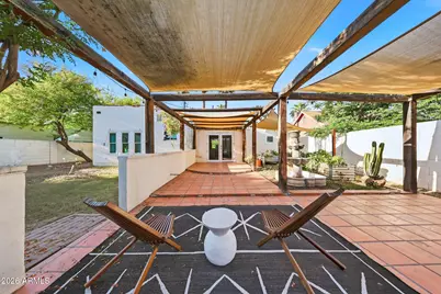 1555 E Cheery Lynn Road, Phoenix, AZ 85014 - Photo 35