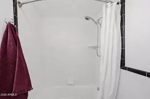 1555 E Cheery Lynn Rd, Phoenix, AZ 85014 - Photo 29