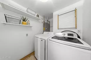 1555 E Cheery Lynn Rd, Phoenix, AZ 85014 - Photo 27