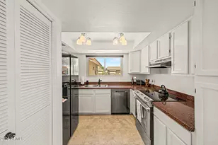 2341 W Ironwood Dr, Chandler, AZ 85224 - Photo 9