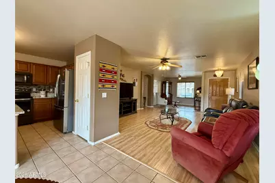 16037 W Caribbean Lane, Surprise, AZ 85379 - Photo 3