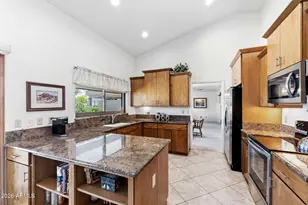 2017 Leisure World, Mesa, AZ 85206 - Photo 19