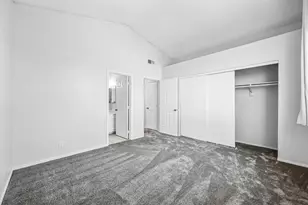 455 S Mesa Dr, Mesa, AZ 85210 - Photo 9