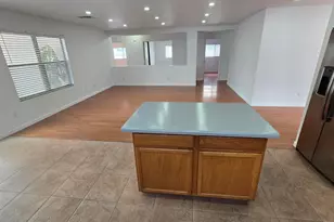15537 W Gelding Dr, Surprise, AZ 85379 - Photo 13