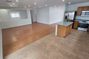 15537 W Gelding Dr, Surprise, AZ 85379 - Photo 17