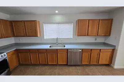 15537 W Gelding Drive, Surprise, AZ 85379 - Photo 9