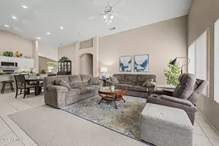 13423 W Acapulco Ln, Surprise, AZ 85379 - Photo 9