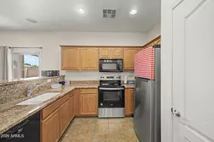 12983 N 87th Ln, Peoria, AZ 85381 - Photo 11