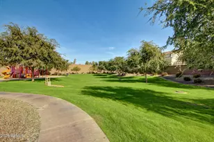 12983 N 87th Ln, Peoria, AZ 85381 - Photo 31