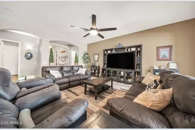 5304 N 94th Lane, Glendale, AZ 85305 - Photo 9