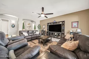 5304 N 94th Ln, Glendale, AZ 85305 - Photo 9