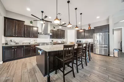 5304 N 94th Lane, Glendale, AZ 85305 - Photo 11