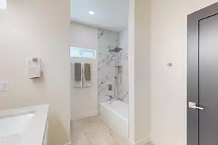 11452 W Delwood Dr, Arizona City, AZ 85123 - Photo 9