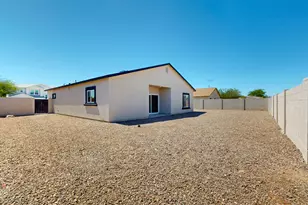 11452 W Delwood Dr, Arizona City, AZ 85123 - Photo 47