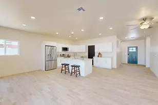 11452 W Delwood Dr, Arizona City, AZ 85123 - Photo 19