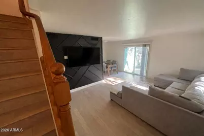 827 E Cochise Drive #B, Phoenix, AZ 85020 - Photo 11