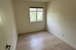 827 E Cochise Dr, Phoenix, AZ 85020 - Photo 13