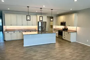 2054 E Entoro Dr, Casa Grande, AZ 85122 - Photo 3