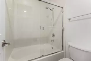 5104 N 32nd St, Phoenix, AZ 85018 - Photo 31