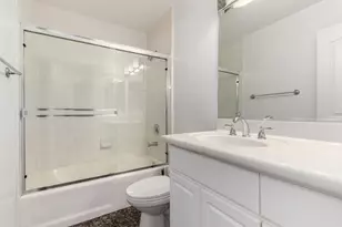 5104 N 32nd St, Phoenix, AZ 85018 - Photo 15