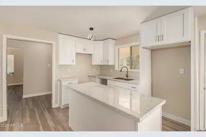 2834 E Shangri La Road, Phoenix, AZ 85028 - Photo 13