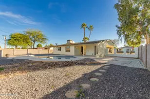 2834 E Shangri La Rd, Phoenix, AZ 85028 - Photo 33