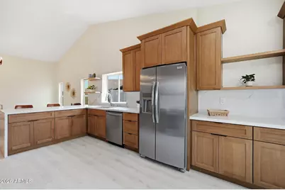 8625 W Schell Drive, Peoria, AZ 85382 - Photo 11