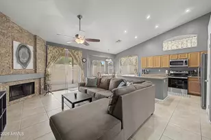 2246 S Revolta, Mesa, AZ 85209 - Photo 9