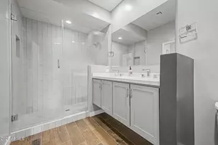 325 E Coronado Rd, Phoenix, AZ 85004 - Photo 19