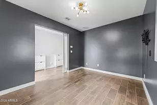 325 E Coronado Rd, Phoenix, AZ 85004 - Photo 27