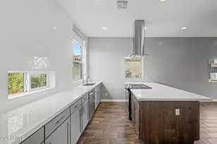 325 E Coronado Rd, Phoenix, AZ 85004 - Photo 13