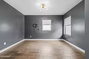 325 E Coronado Rd, Phoenix, AZ 85004 - Photo 25